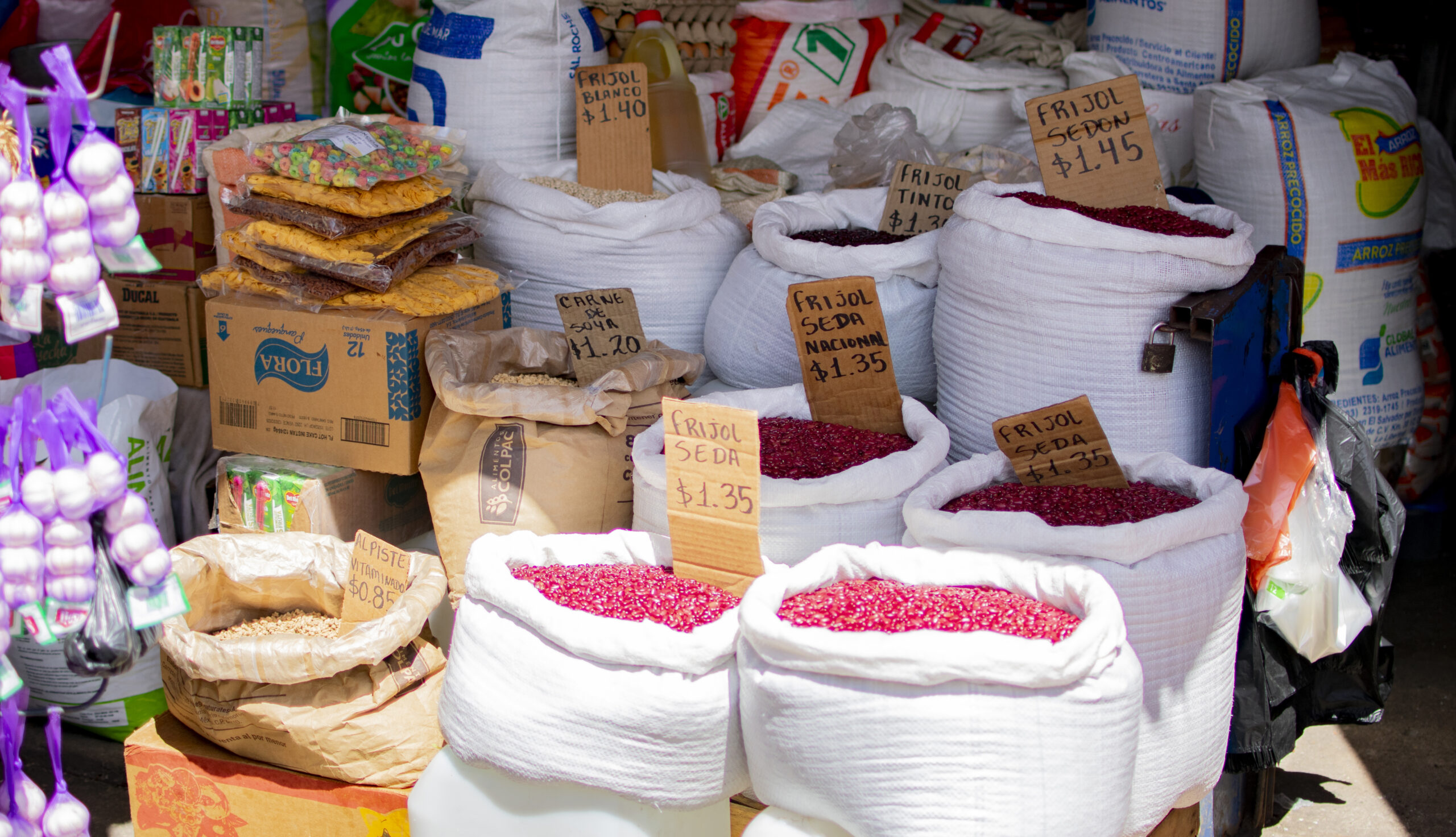 La mitad del cultivo de maíz y frijoles es para consumo del hogar