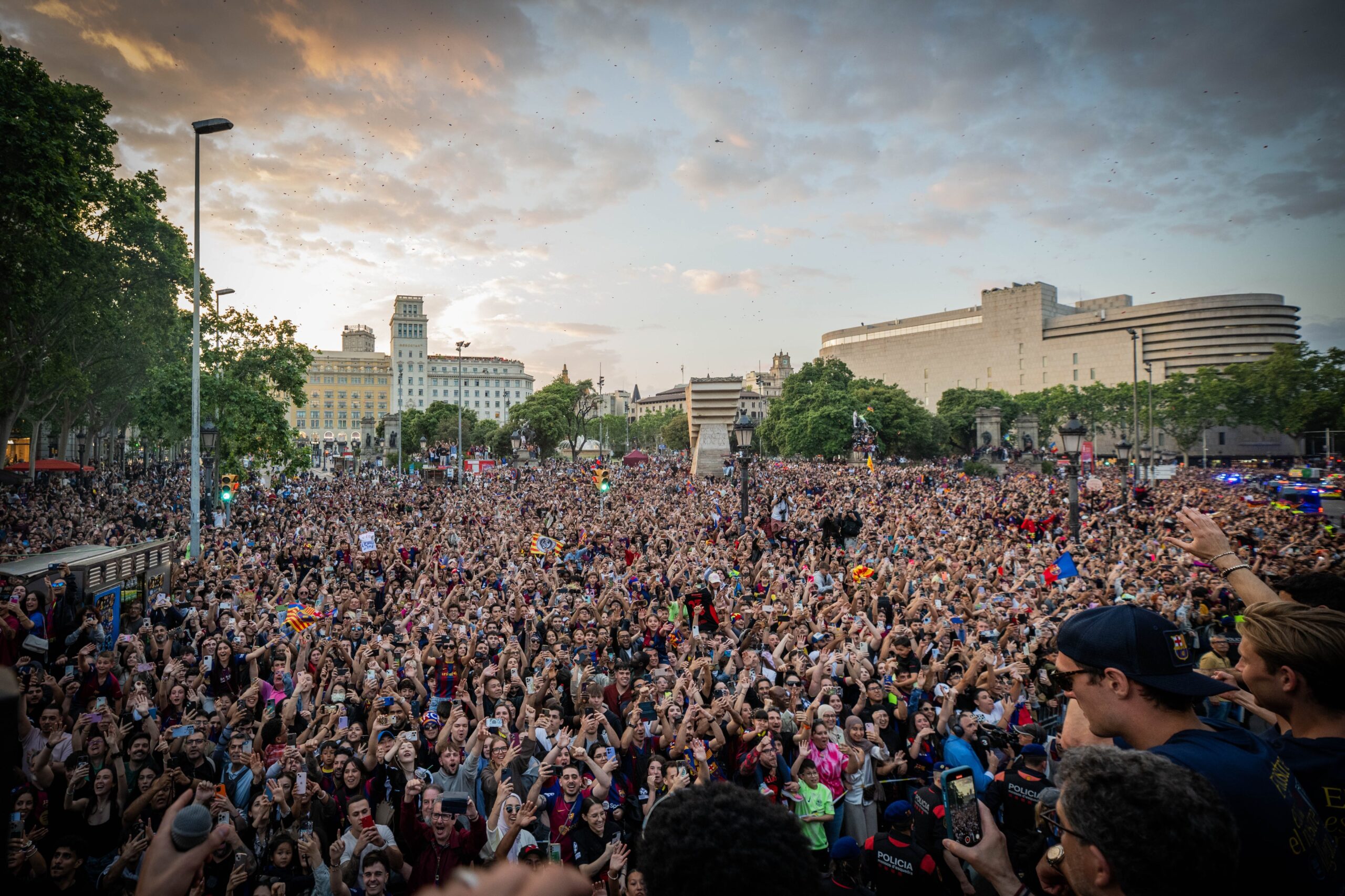 El Barcelona registra 10,619 altas de socios la temporada 2024-25 y ya supera los 140,000