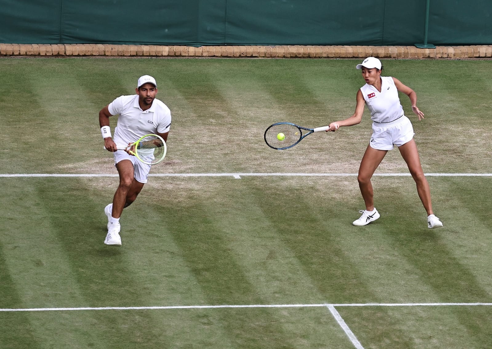 Marcelo Arévalo y Shuai Zhang a semifinales de dobles mixtos en Wimbledon