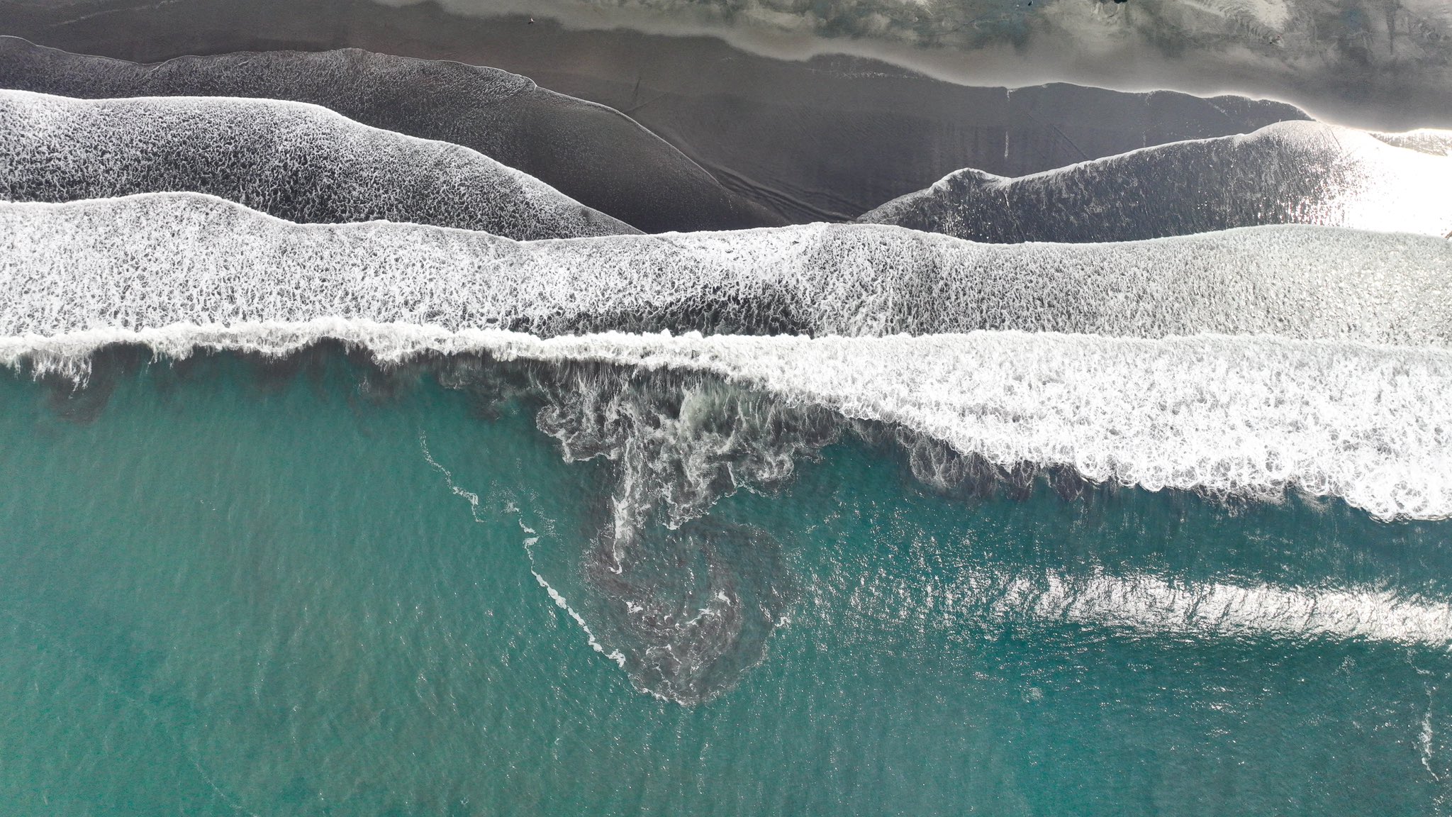 Marn avisa de «variaciones en el nivel del mar» tras terremoto en Rusia