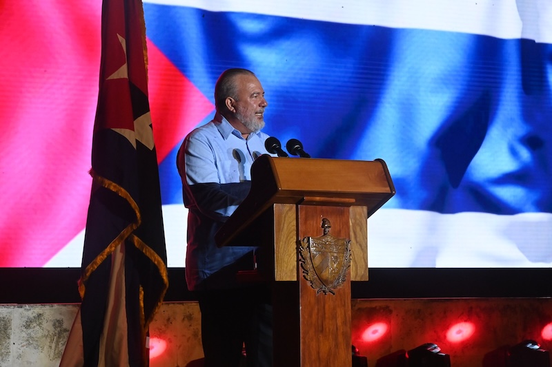 El régimen cubano admite errores y promete soluciones ante crisis y apagones