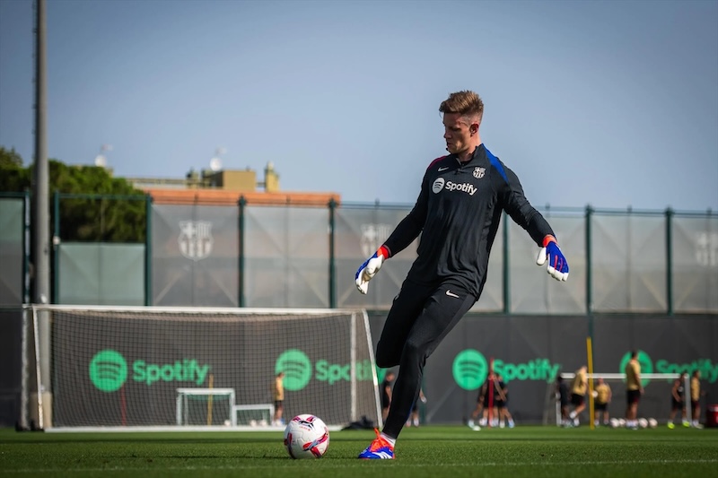 Barcelona cierra su primera semana de pretemporada sin Ter Stegen
