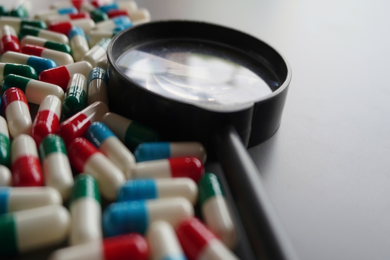 La OMS alerta sobre medicamentos contaminados y pide acción global urgente