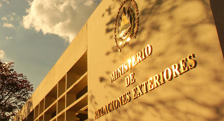 Este es el proceso que debe seguir para repatriar a un salvadoreño fallecido en el exterior