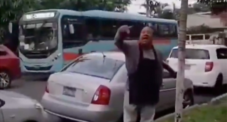 Arrestan a un hombre que agredió a mujeres en Ayutuxtepeque