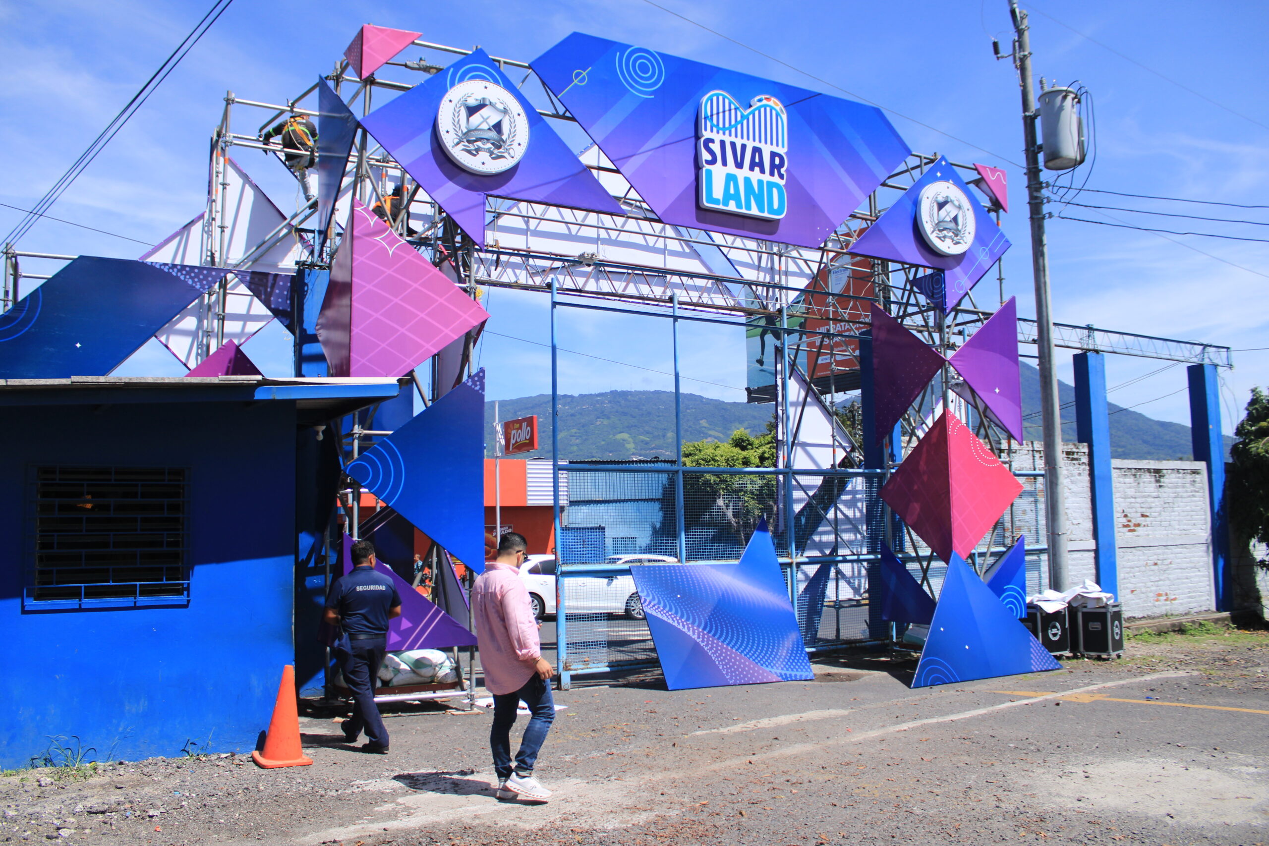El campo de la feria se prepara para la adrenalina de Sivarland