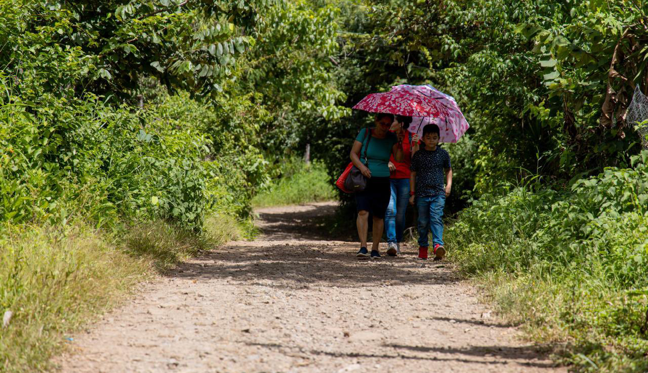 Construirán cuatro kilómetros de calle en dos cantones del caserío El Mozote