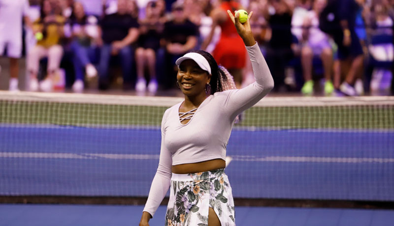 Venus Williams sonríe en Washington con su primera victoria en dos años