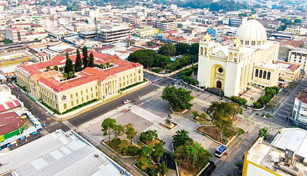 Banco Mundial eleva a 2.5 % la perspectiva de crecimiento de El Salvador para 2025