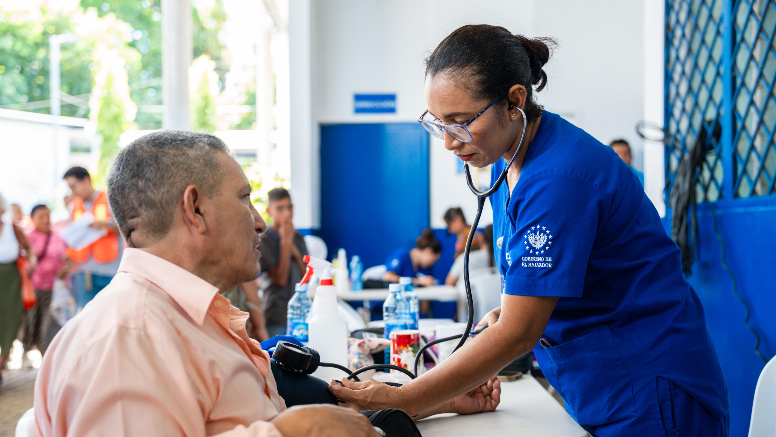 Integración lleva 3,000 atenciones a salvadoreños en Usulután