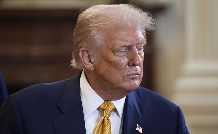 Trump regresa a Escocia entre protestas, tensión política y un fuerte operativo policial