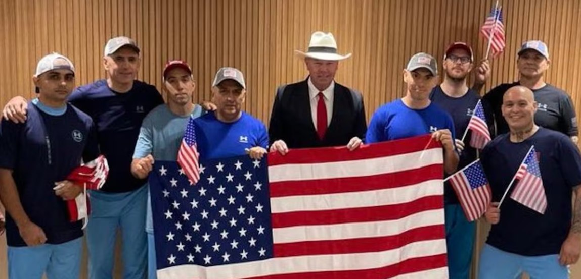 El exmilitar condenado por asesinato que fue canjeado con Venezuela está libre en EEUU