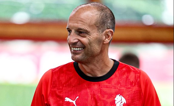 Allegri dice que su primer objetivo es que el Milán «vuelva a jugar la Champions»