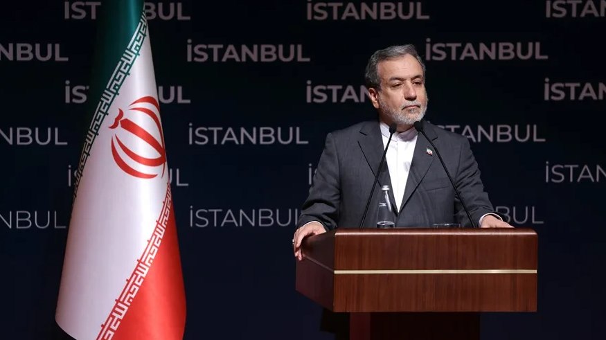 Ministro Araqchí critica a Netanyahu y su influencia en la política de EE.UU. respecto a Irán