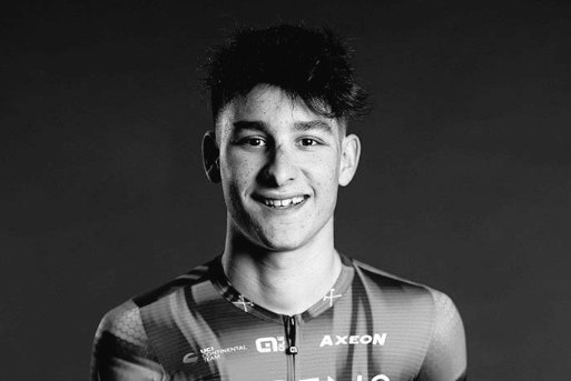 Muere ciclista italiano de 19 años tras grave caída en Giro del Valle de Aosta