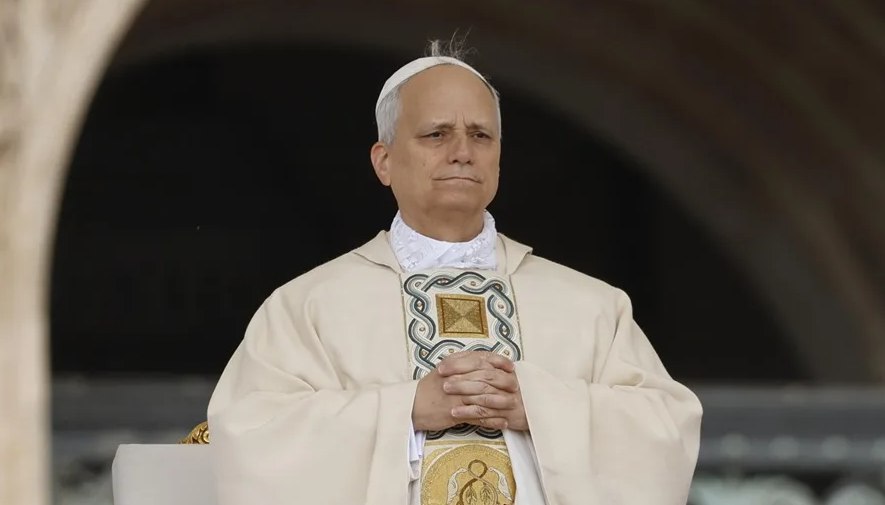 El papa pide la entrada «urgente» de ayuda humanitaria en Gaza en conversación con Mahmud Abas