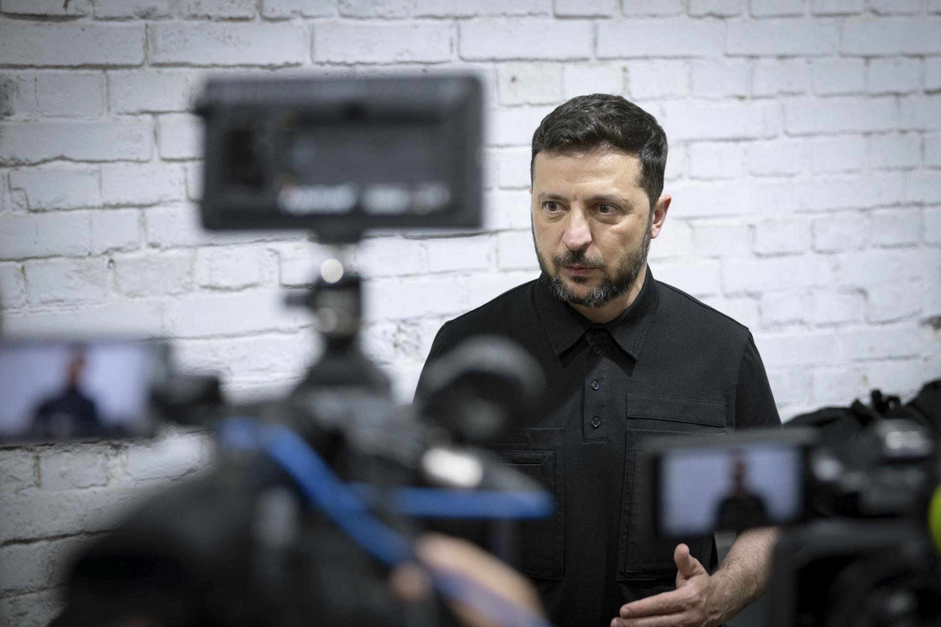 Zelenski aplaude la labor de las agencias anticorrupción tras devolverles los poderes