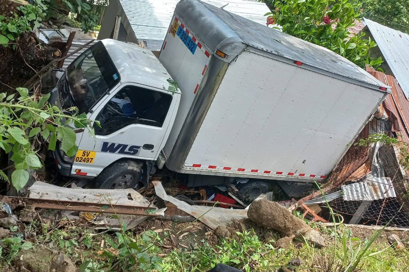 Vacaciones agostinas en El Salvador cierran con 21 muertos