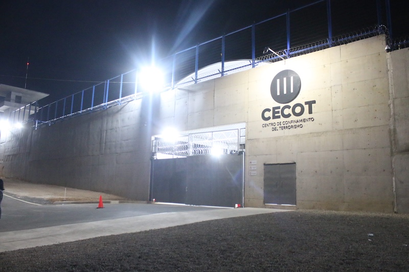 Costa Rica aprueba fondos iniciales para construir una cárcel tipo Cecot