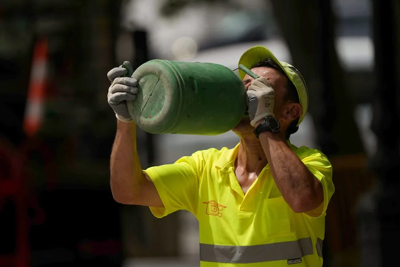 La OMS advierte que el calor extremo es ya una crisis de salud laboral mundial