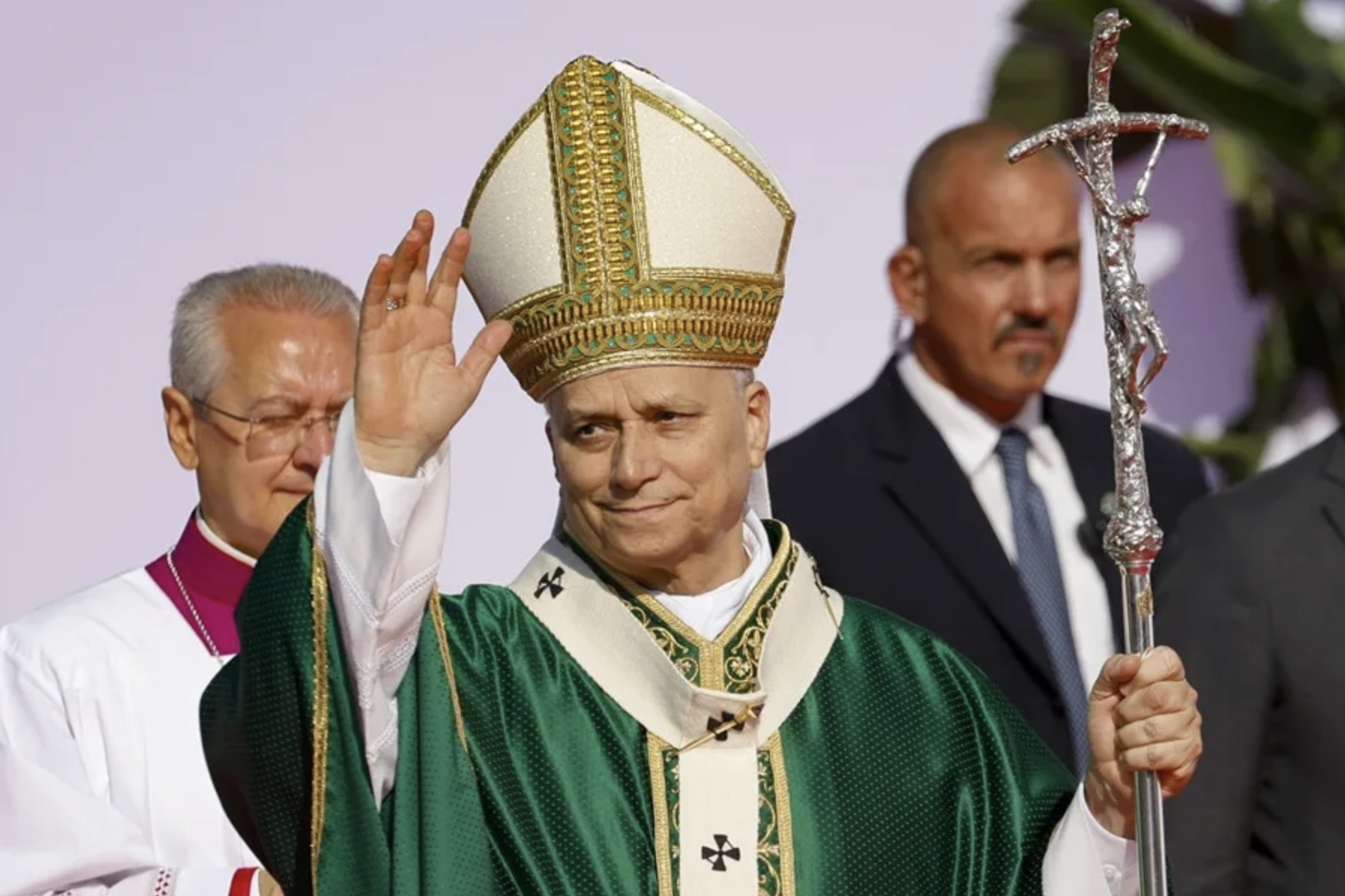 León XIV vuelve a pedir un alto el fuego urgente en Ucrania: «Es el momento de negociar»