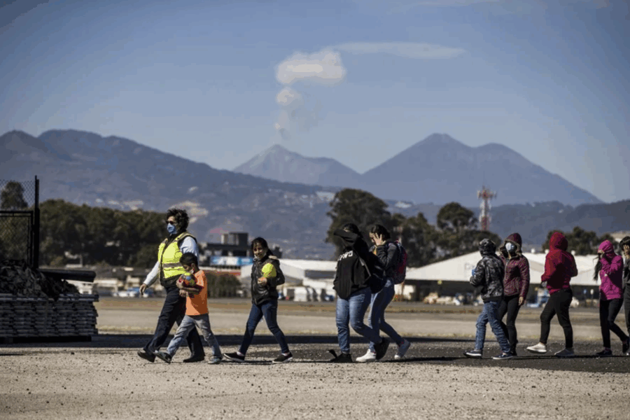 Un juez prolonga la orden que impide a EE.UU. deportar a cientos de niños de Guatemala