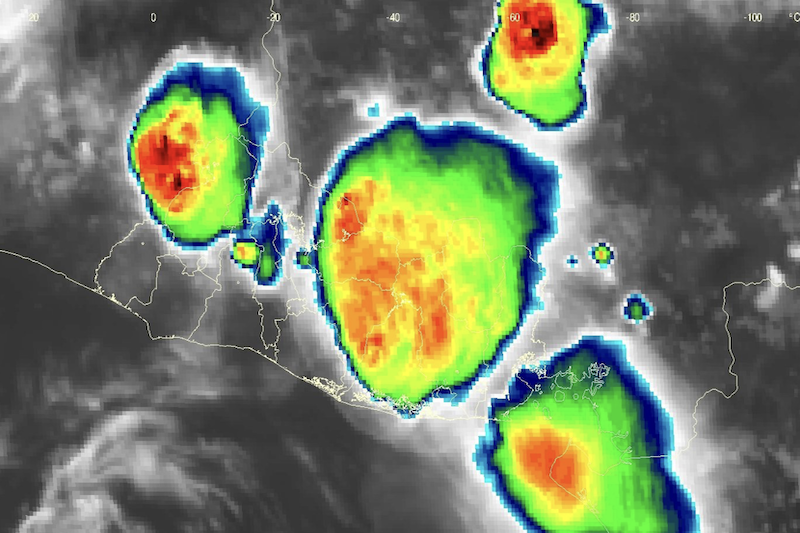 Pronostican lluvias puntuales en varias zonas del país este domingo