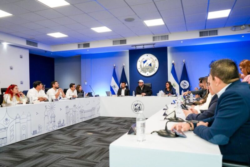 Concejo de San Salvador Centro aprueba $450,000 para emergencias por lluvias