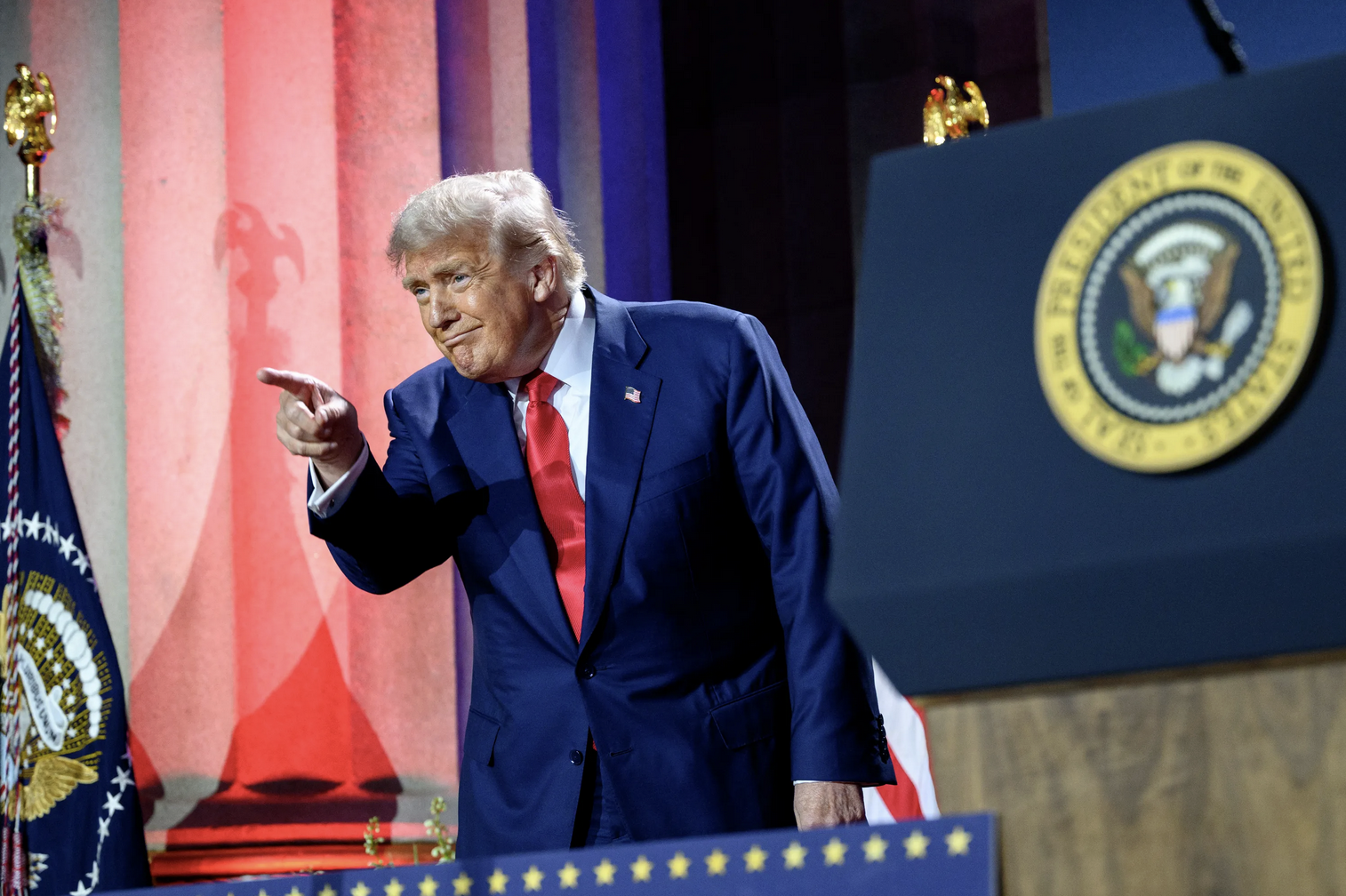 Trump asegura que los submarinos nucleares están «más cerca de Rusia»