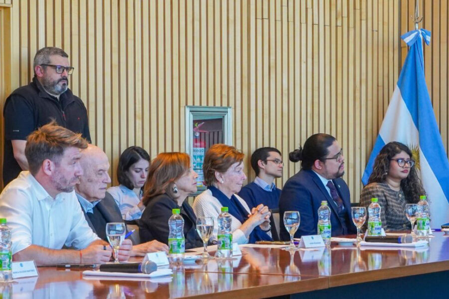 Empresarios argentinos exploran oportunidades de negocio en El Salvador