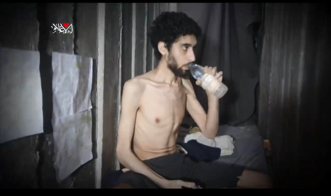 Hamás hace cavar su propia tumba al rehén Evyatar David en un segundo vídeo