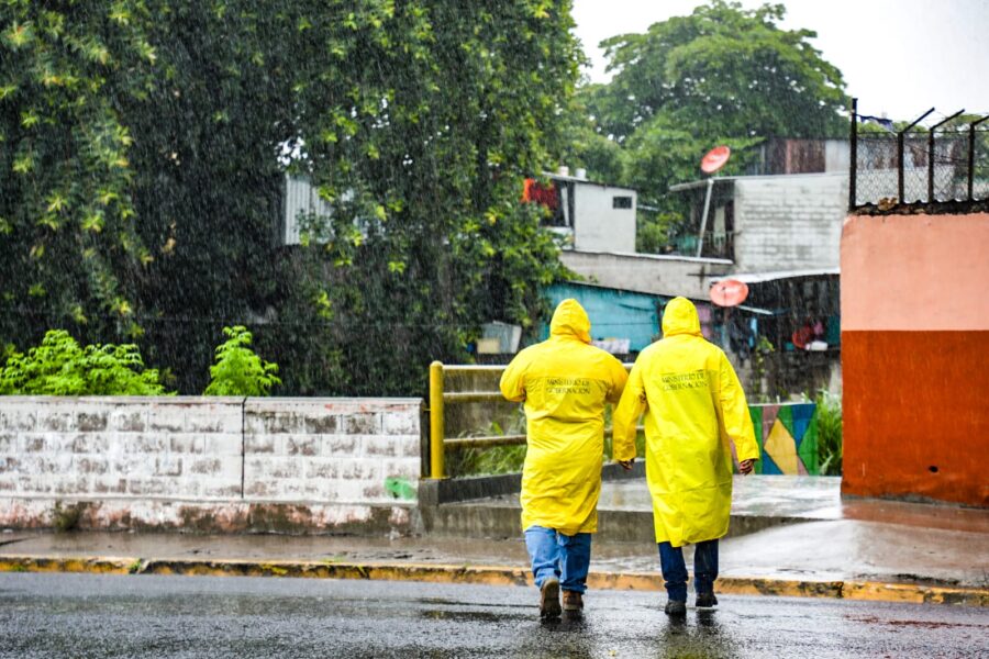 Protección Civil declara inhabitable la comunidad Tutunichapa por desborde de río