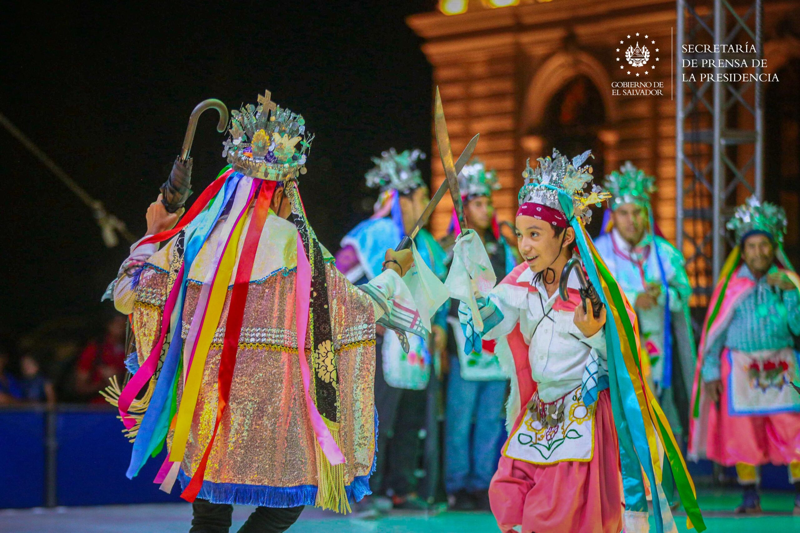 Conmemoran día nacional e internacional de los pueblos indígenas con festival en San Salvador