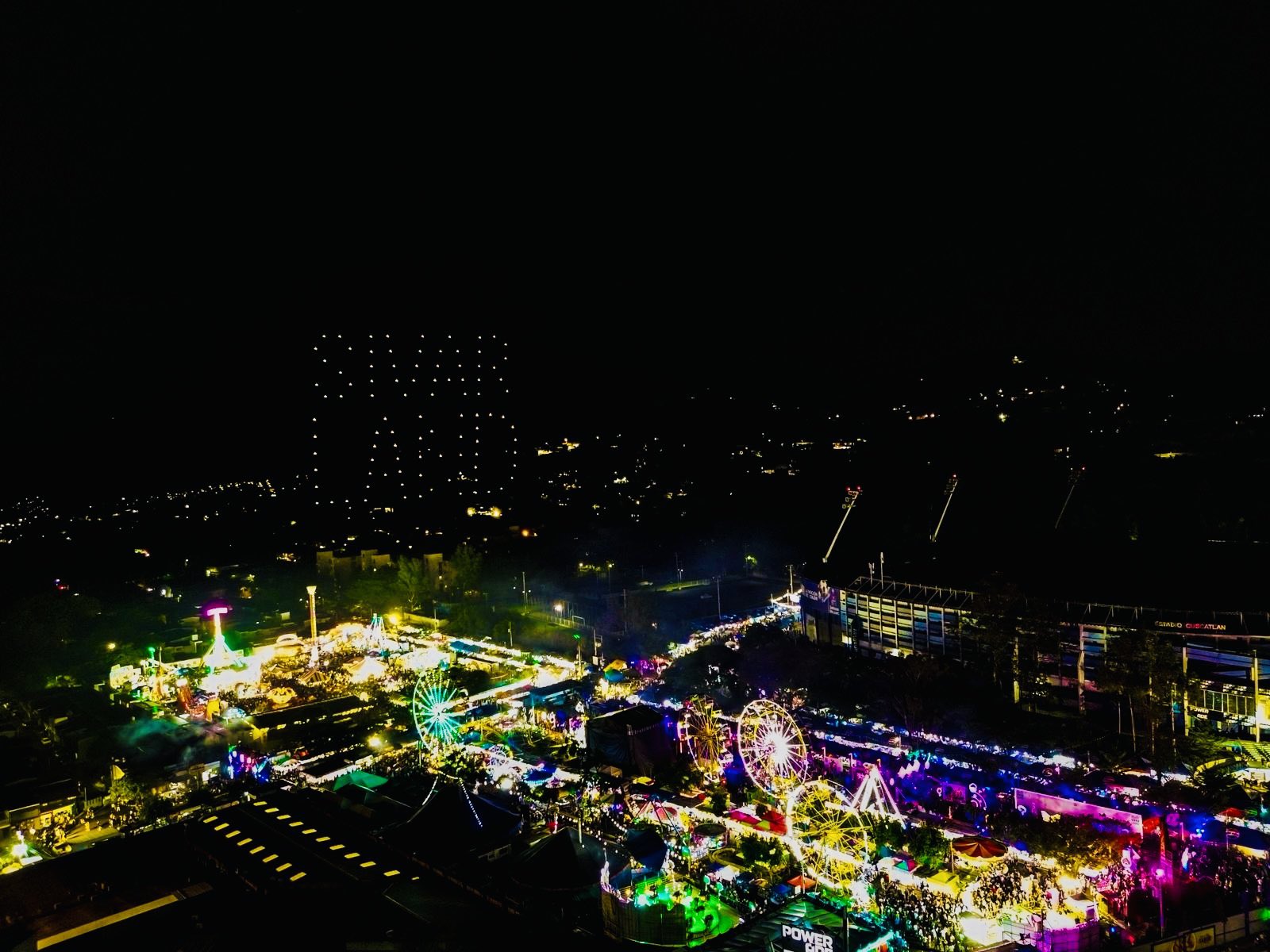 1.4 millones de personas visitaron Sivarland en fiestas agostinas, según alcalde de San Salvador Centro