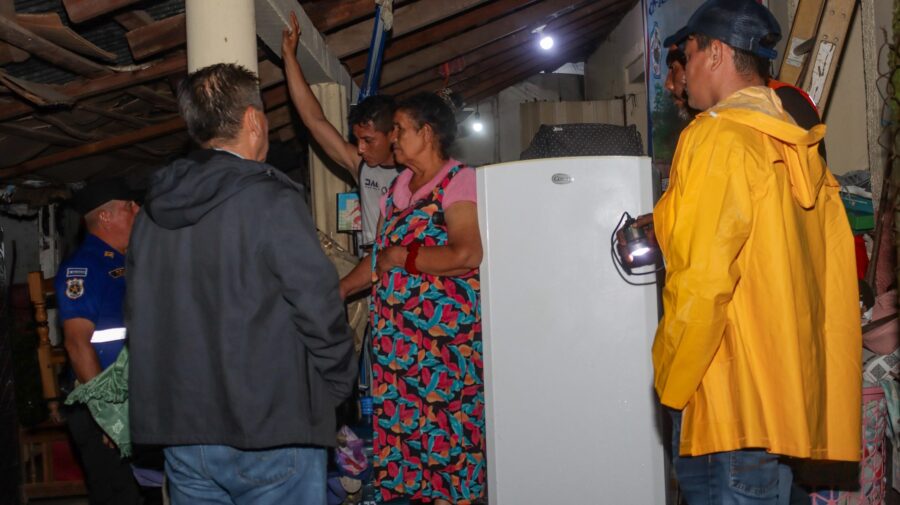 Una persona muere y ocho son evacuadas tras lluvias en Santa Rosa de Lima