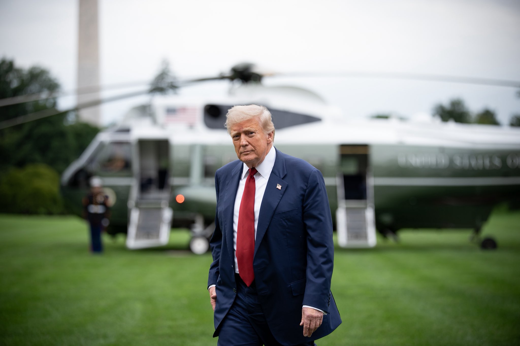 Trump elogia a los «excepcionales» líderes europeos que quieren alcanzar la paz en Ucrania