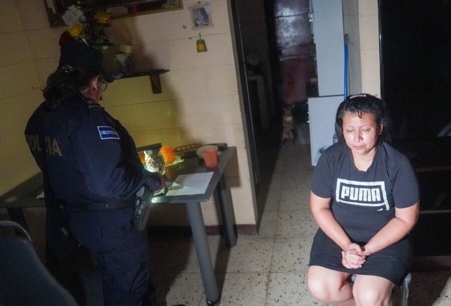 Giran órdenes de captura a presuntos pandilleros del Barrio 18 acusados de matar a una persona con 15 disparos