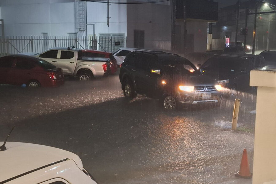 Marn advierte de altas probabilidades de inundaciones en comunidades Ilopango y San Salvador