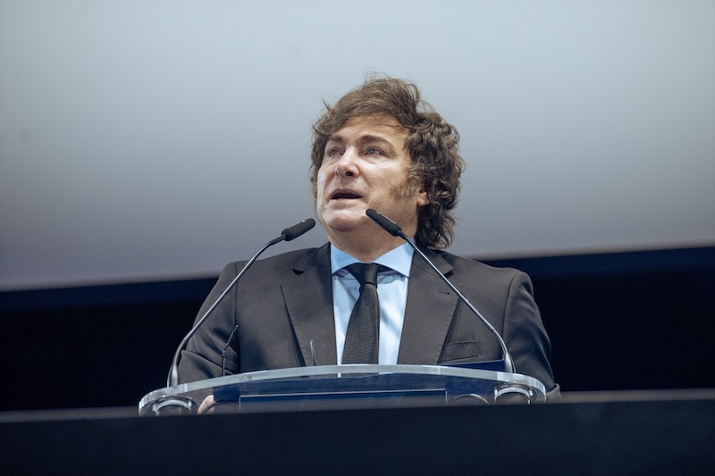 Escándalo por sobornos en compra de medicamentos salpica a Milei y su hermana