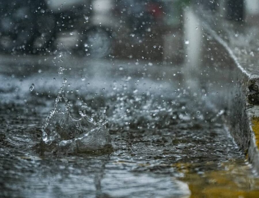 Lluvias y tormentas por influencia de vaguada este domingo en El Salvador