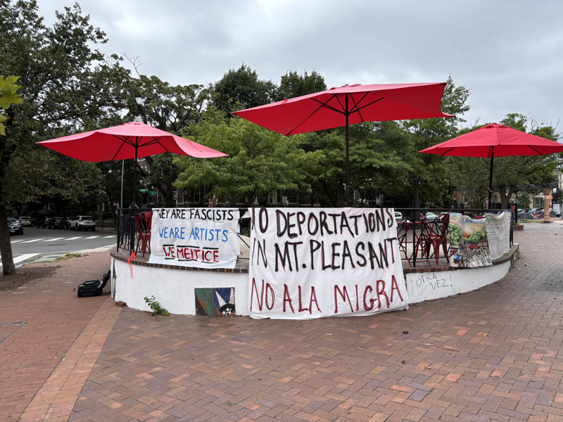 Mount Pleasant, el corazón de la comunidad salvadoreña en Washington, «paralizado» por el miedo a las redadas