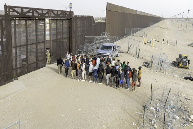 Gobierno de Trump dice que ha arrestado a más 300,000 indocumentados desde enero