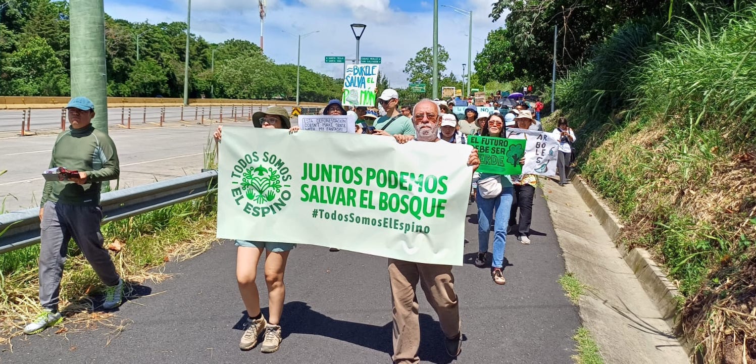 Marcha ambientalista advierte riesgos por CIFCO en El Espino y propone construirlo junto al Estadio