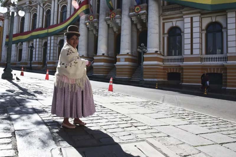 Inicia la jornada de votación en Bolivia para elegir a presidente y renovar el Legislativo