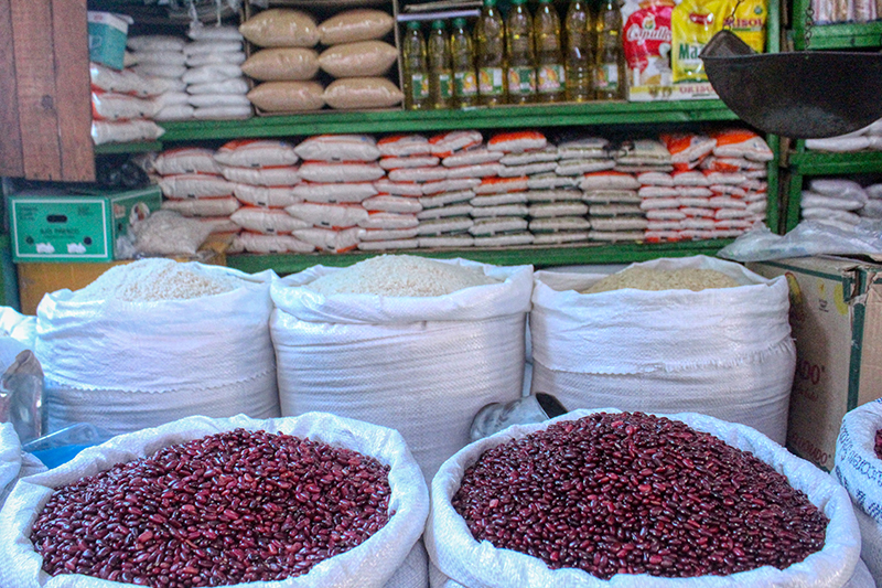 La canasta alimentaria bajó en diciembre y el MAG lo atribuye a un mayor nivel de producción local