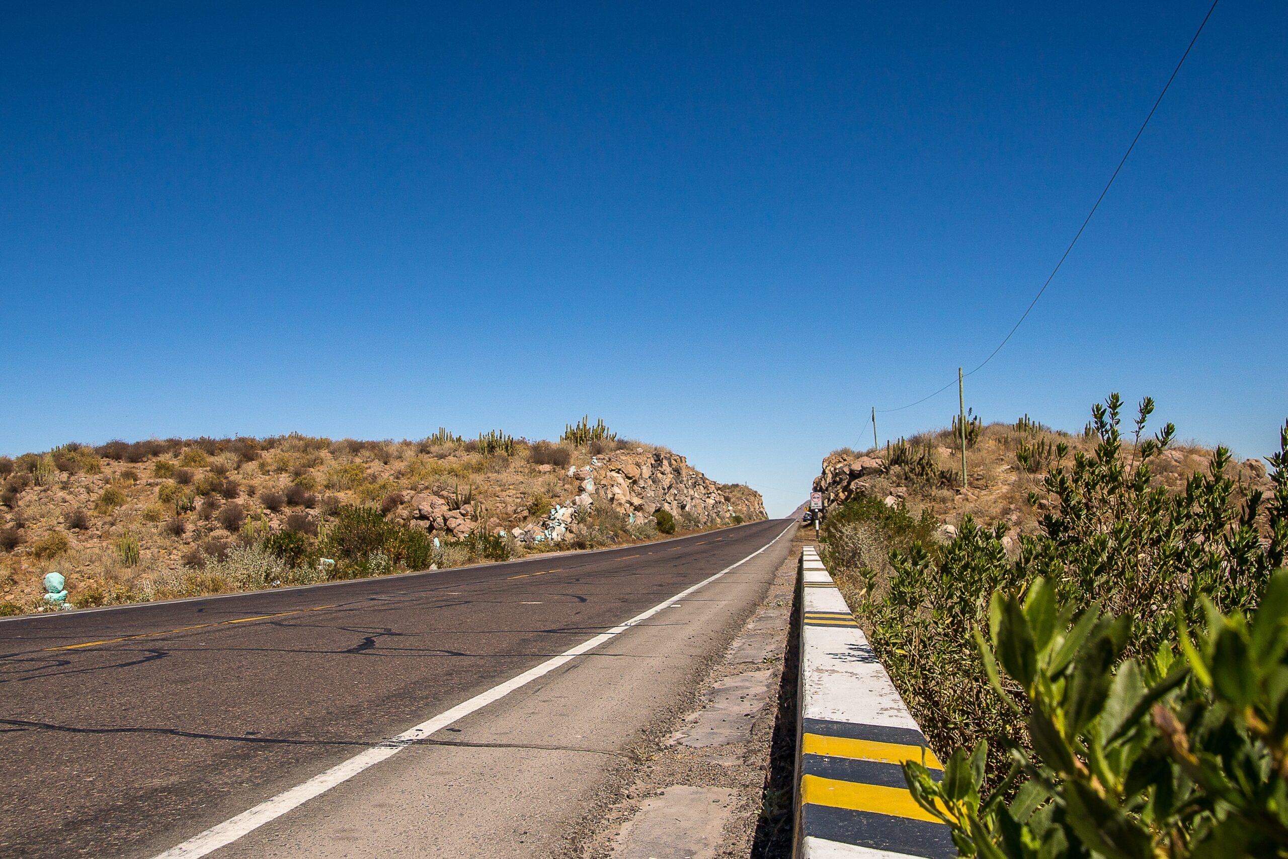 EEUU alerta del calor en su frontera con México y de los incendios en su límite con Canadá