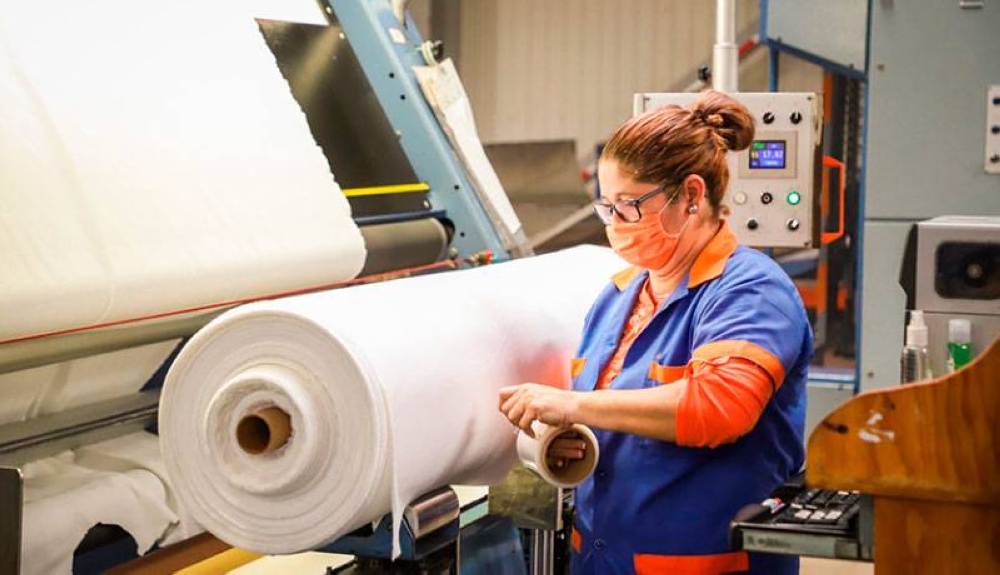 Cepal eleva al 2.2 % el crecimiento en 2025 para Latinoamérica pese a la guerra comercial