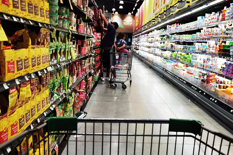 El Salvador importó $3,294 millones en alimentos en 2025, un 40 % corresponde a preparaciones y cereales