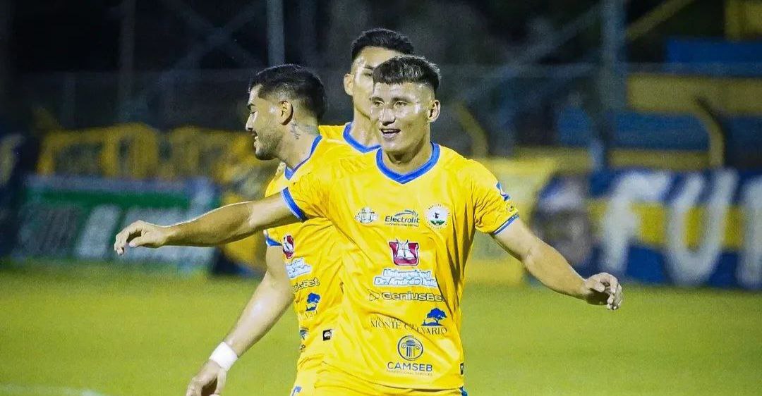 Javier Fermán celebrando su gol/ Foto Municipal Limeño.