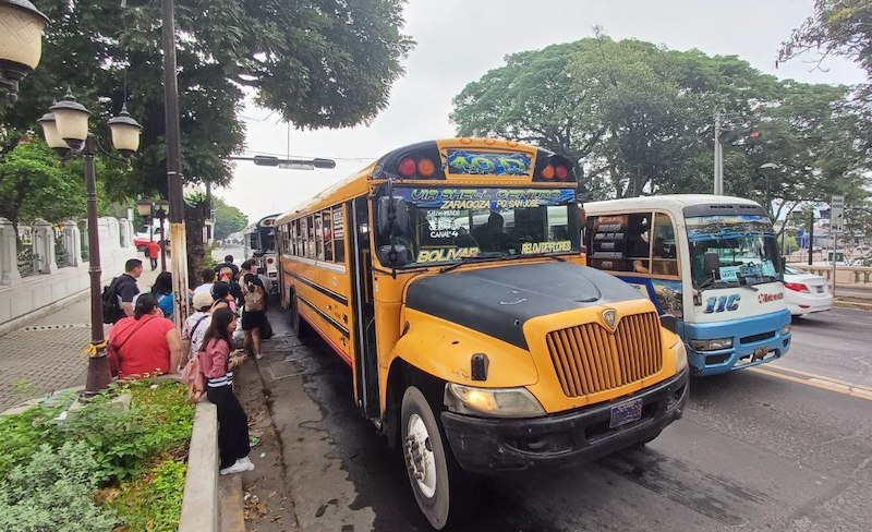 Gobierno desmiente rumor de aumento de tarifa de autobuses